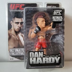 Round 5 UFC Dan Hardy Ultimate Collector Series 6 figure. Mint